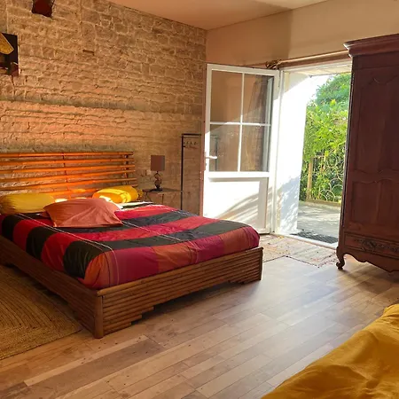 Accacia Bed & Breakfast 3*