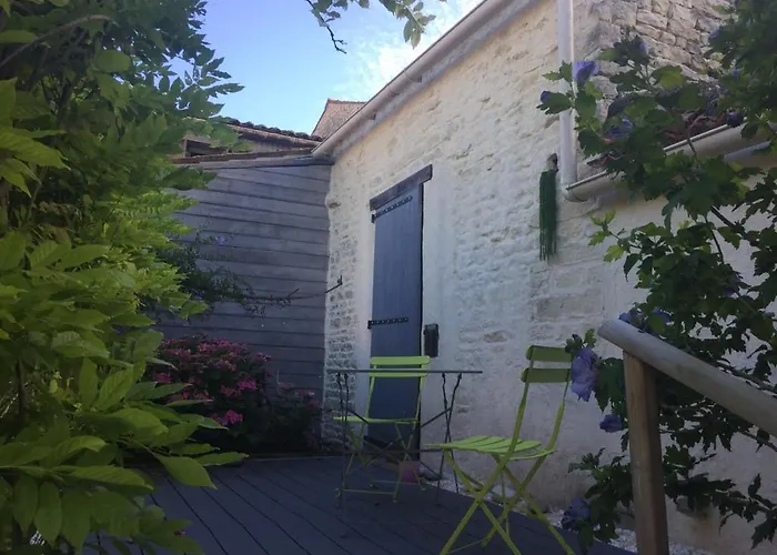 Accacia Bed and breakfast 3*